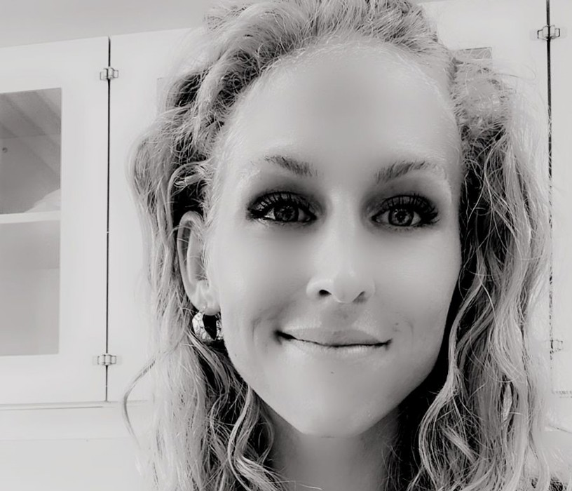 Kamilla Bach Larsen